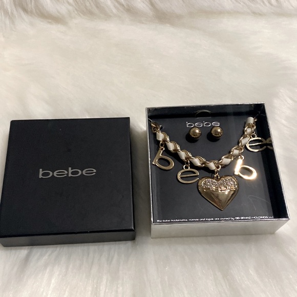 Bebe Earrings and Necklace Set NWT Excellent Condition - Picture 8 of 10